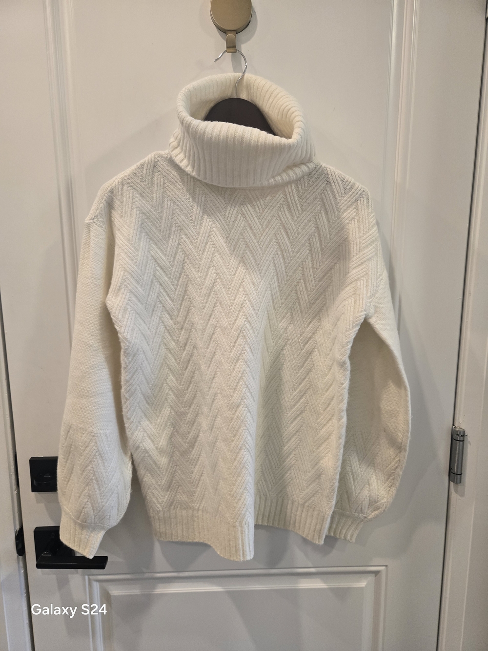Joe Fresh Ivory Chevron Cable Turtleneck Sweater